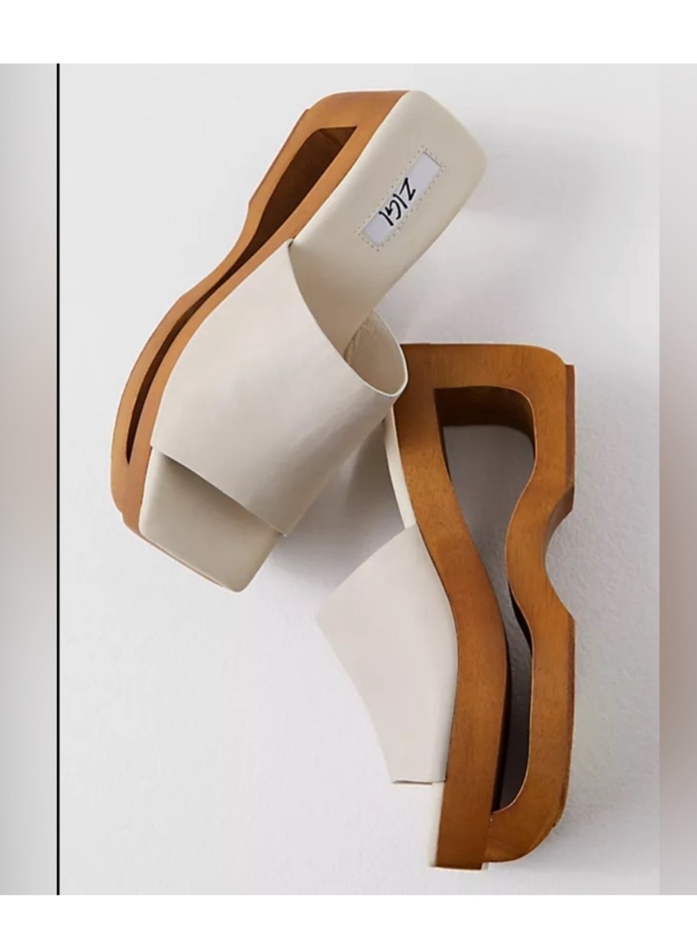 Free People ZIGI Maise
Wooden Clogs Mules